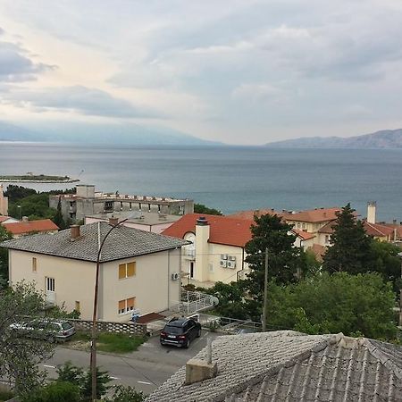 Apartments Lavarin Novi Vinodolski Exterior foto