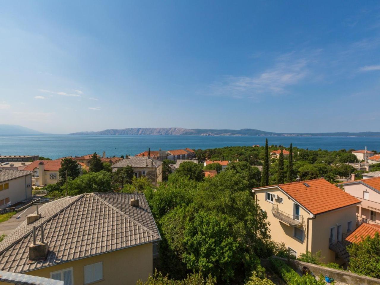 Apartments Lavarin Novi Vinodolski Exterior foto